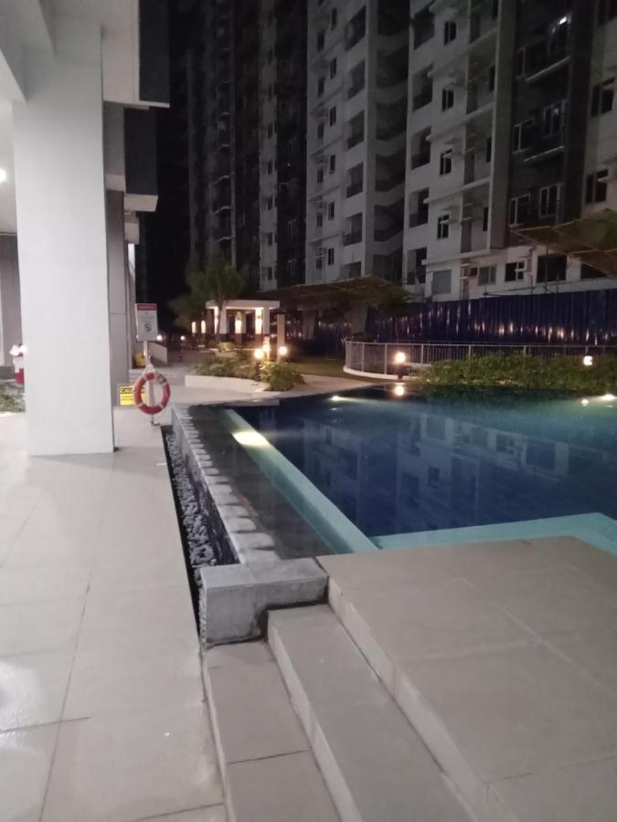 Family Freindly 2 Bedroom Condo At Vine Residences Manila Exterior photo